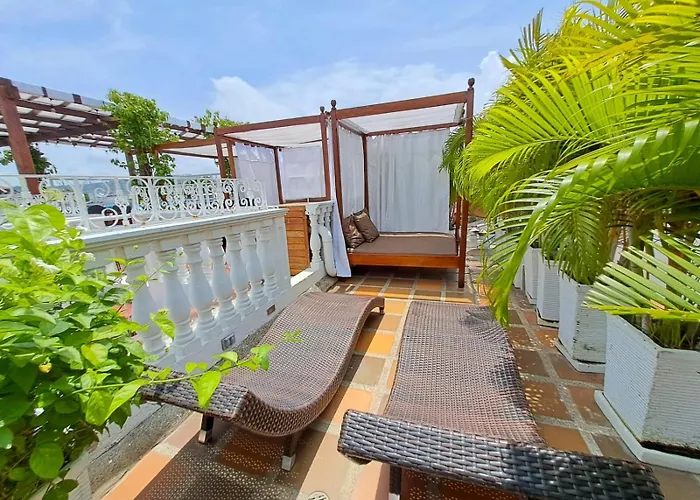 Life Is Good Cartagena Hostel